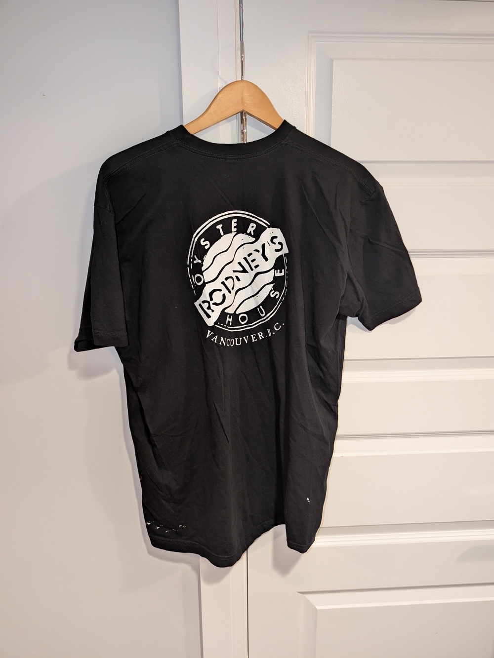 Black Graphic Vancouver BC Oysters Seafood Logo Short-Sleeve Men’s T-Shirt